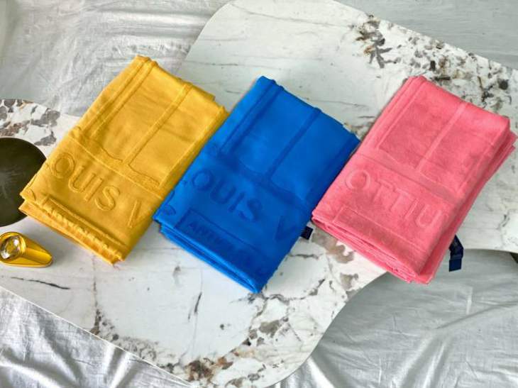 Picture of Louis Vuitton Wallets _SKUfw199736414fw